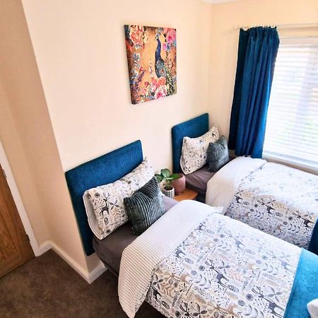 Luxury Family Apartment- Close To Leicester University Bagian luar foto